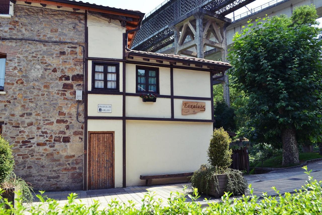 Casa Rural Etxaluze Ormaiztegui Exterior photo